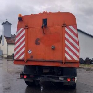 foto 7m3 Sweeper 7/12t  IFA KM2301 municipal