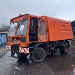 foto 7m3 Sweeper 7/12t  IFA KM2301 municipal